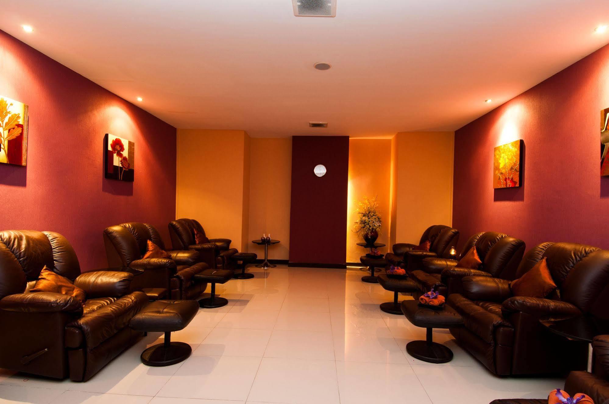 Hotel A2 4*
